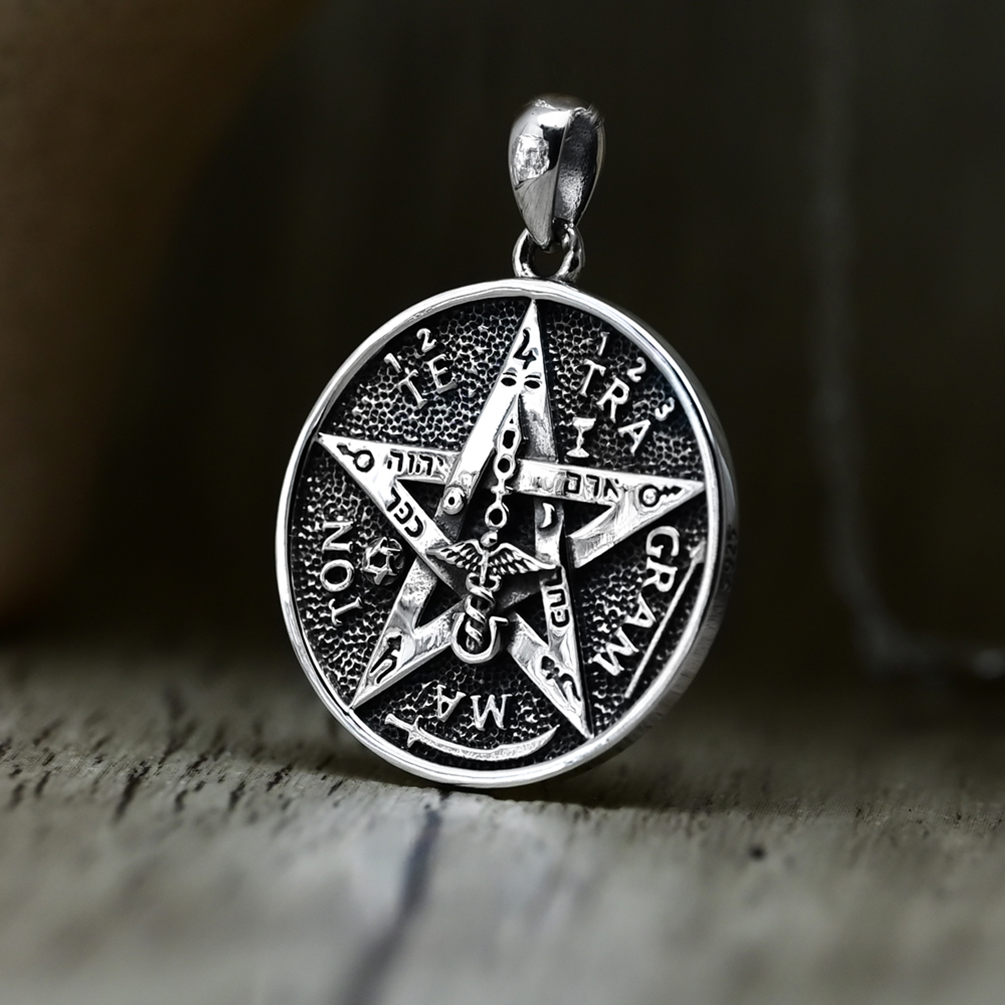 Colgante Tetragramatón Estilo Medallón Moneda Plata 925