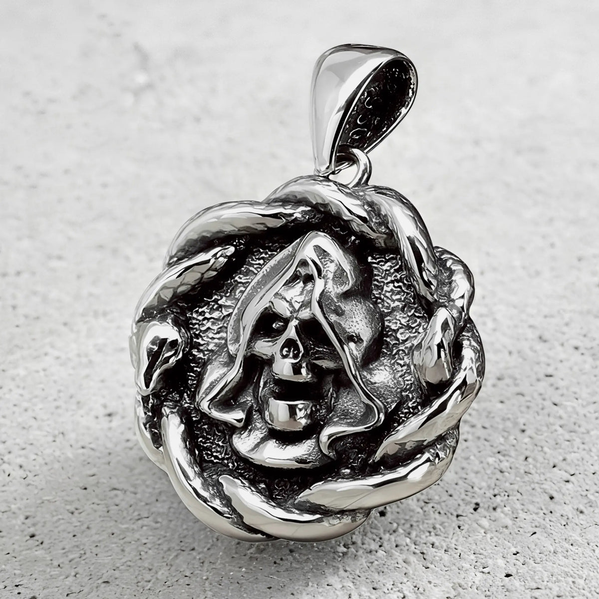 Colgante Santa Muerte Envejecida en Plata 925