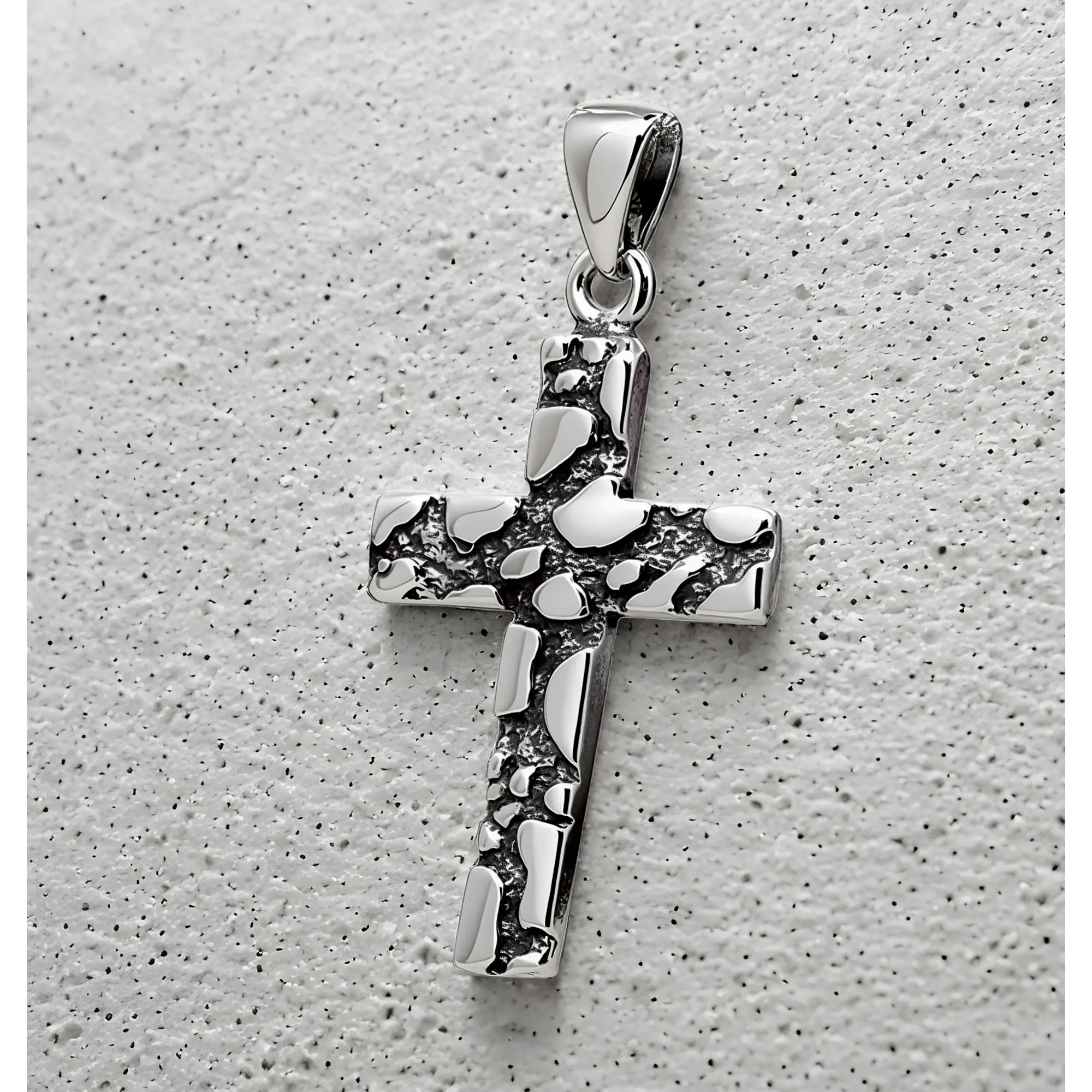 Colgante Cruz de San Benito Grande de Vestir en Plata 925