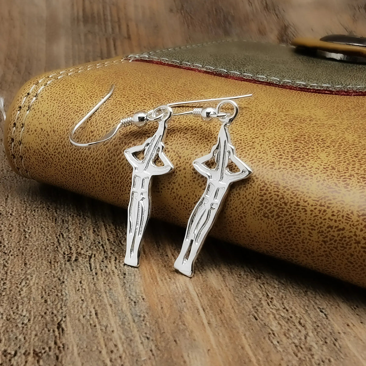 Aros Colgantes Selknam en Plata 925