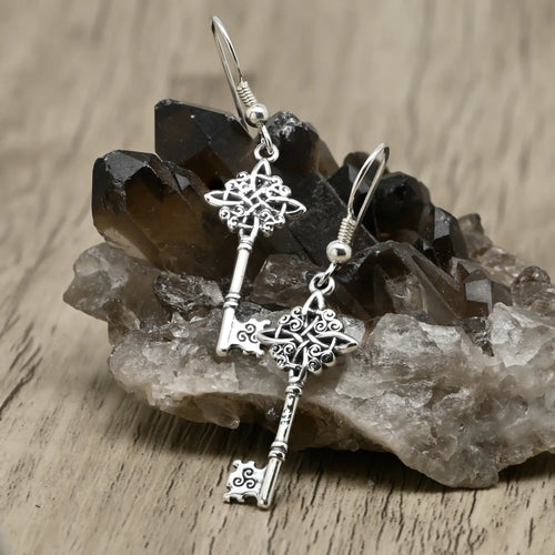 Aros Colgantes Llave Nudo de Bruja en Plata 925