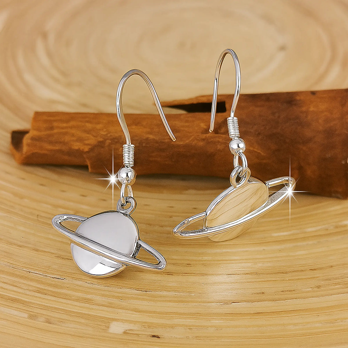 Aros Colgantes Saturno en Plata 925