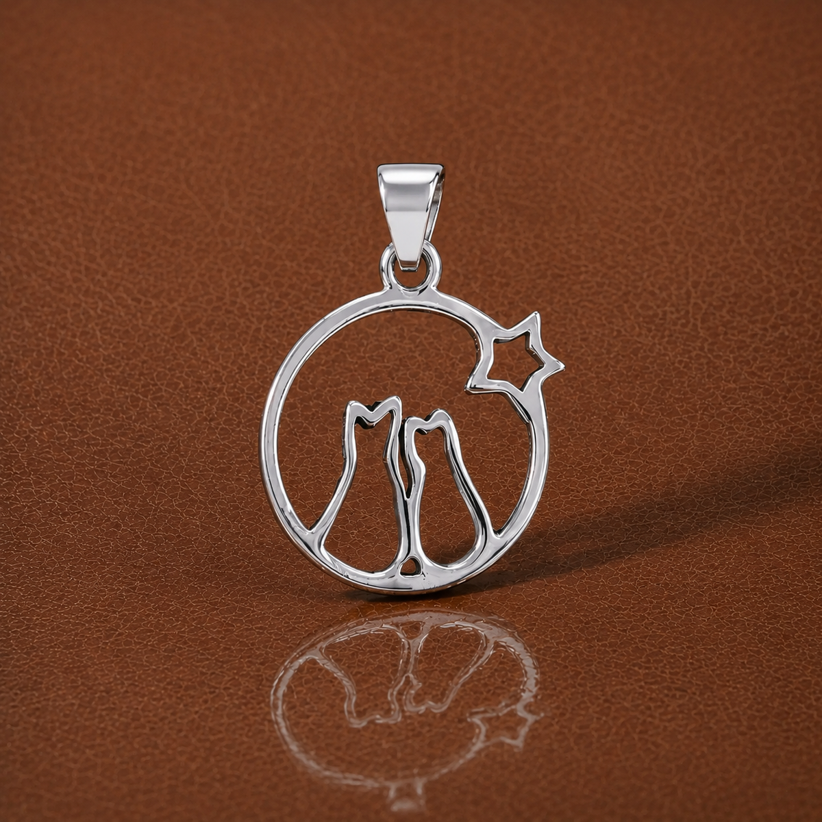 Colgante Silueta de Gatos Calado en Plata 925