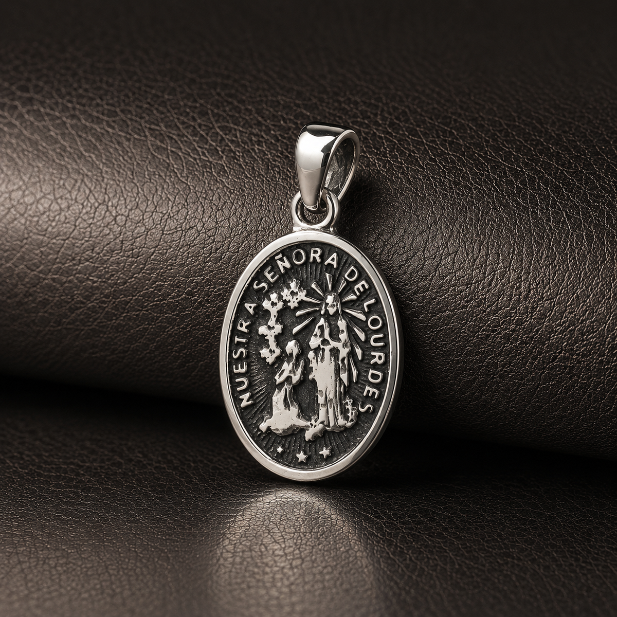 Colgante Medalla de Nuestra Señora de Lourdes Plata 925