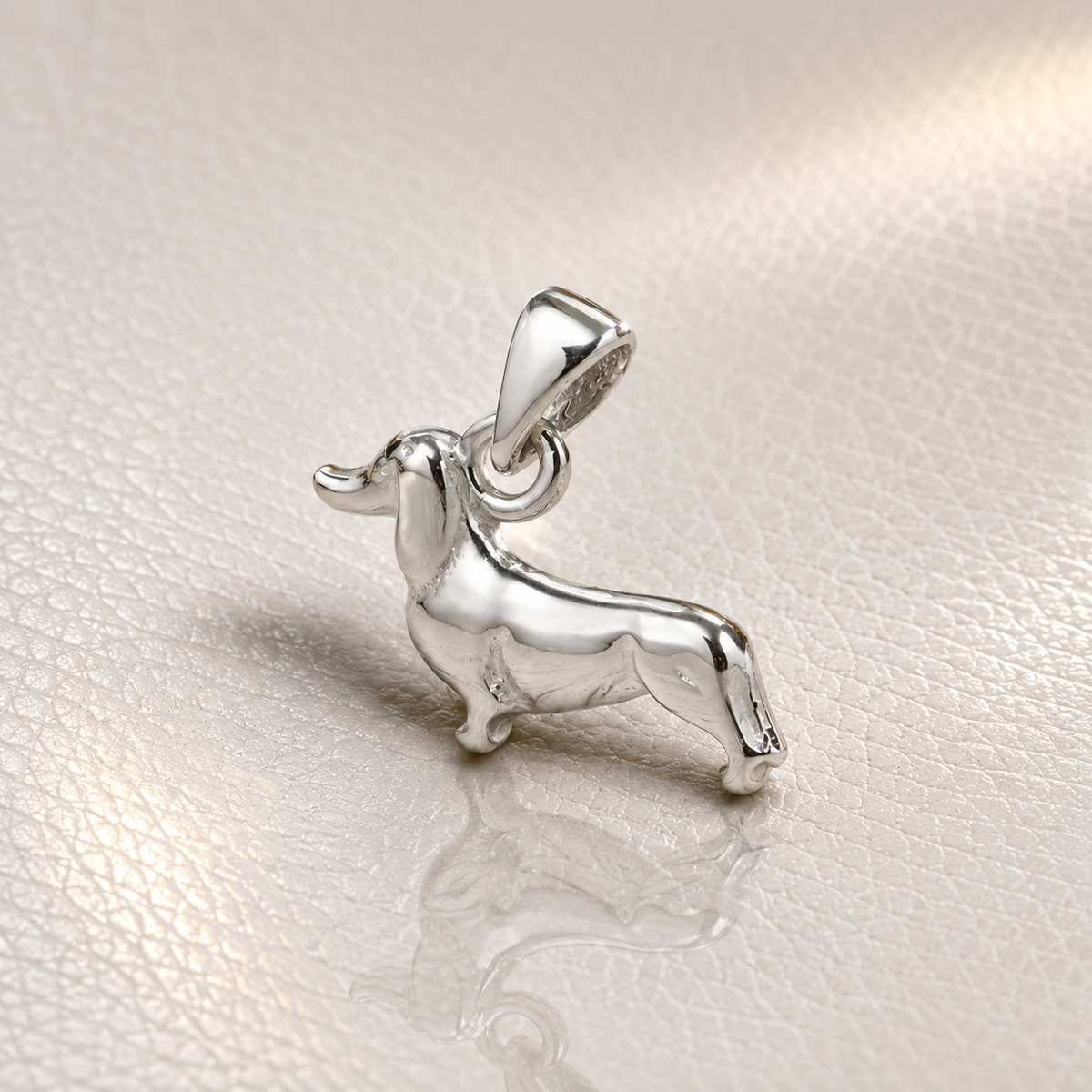 Colgante Perro Dachshund Salchicha en Plata 925