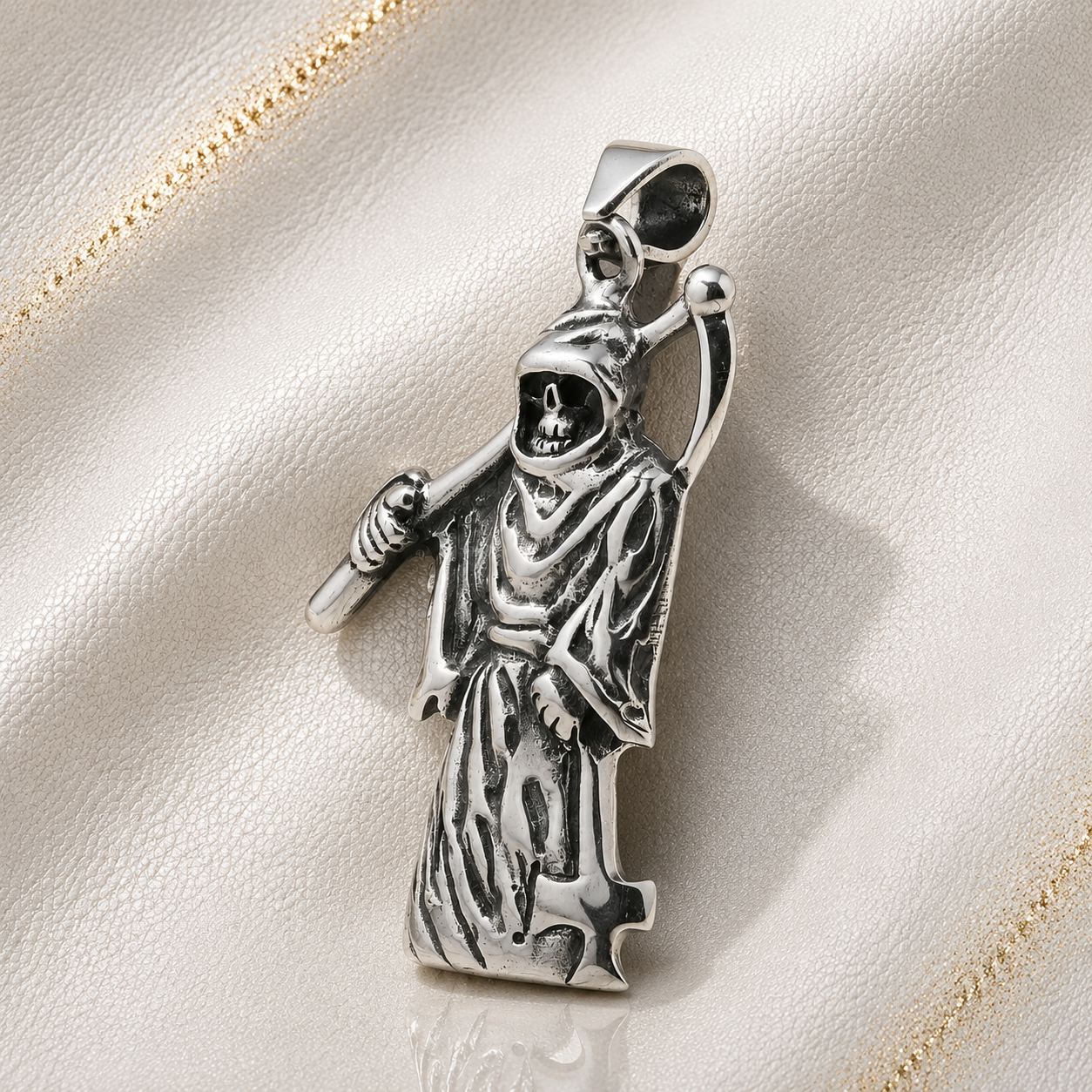Colgante Santa Muerte de Triple Protección Plata 925