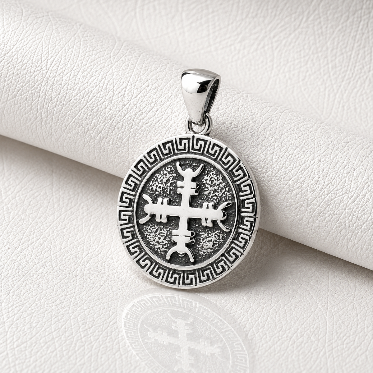 Colgante Runa de Protección con Greco 21mm en Plata 925