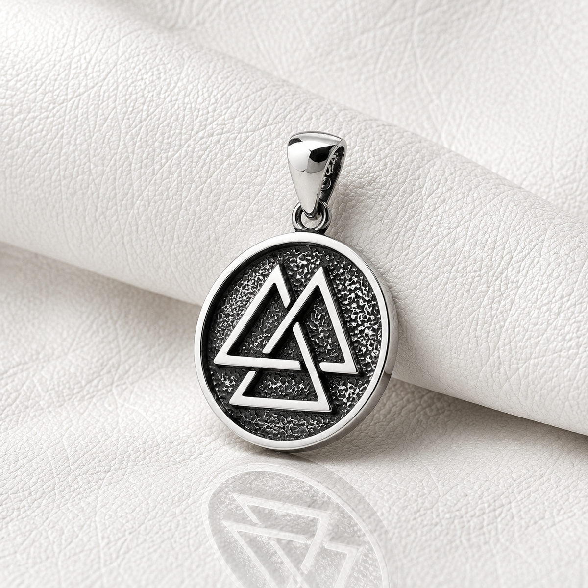 Colgante Runa Valknut Talismán De Odín 16mm en Plata 925