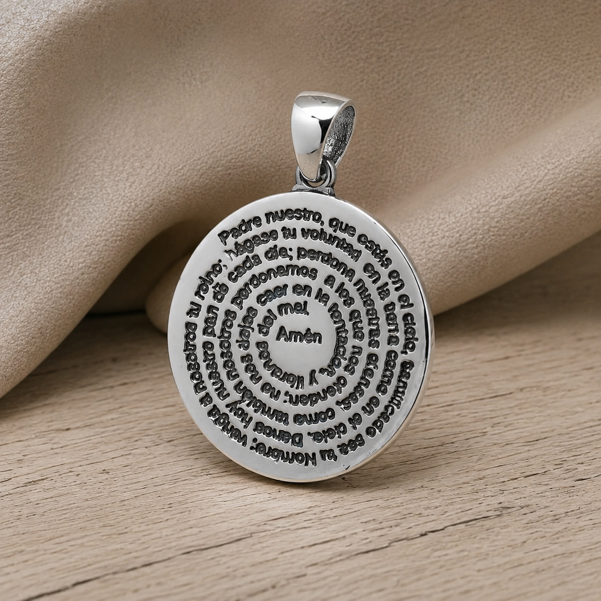 Colgante Medallón Oración del Padre Nuestro con Cruz Plata 925